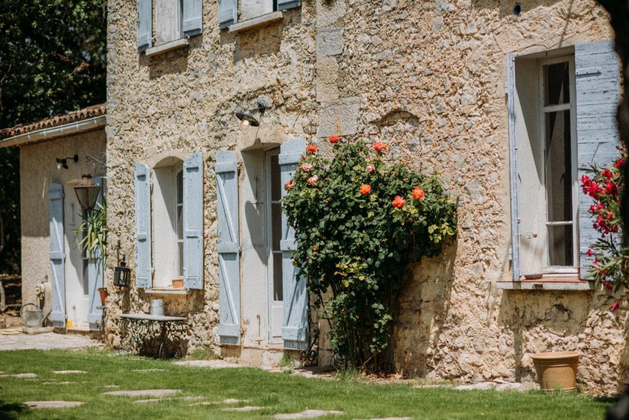 Château Saint-Esprit Acomodação com café da manhã Draguignan Exterior foto
